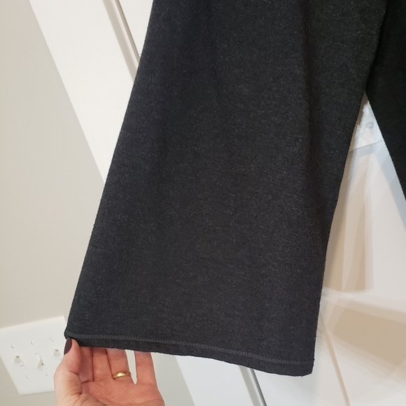 Max Studio Hoodie Shirt Size Medium Oversized Charcoal Gray Kangaroo Pocket - Picture 7 of 13